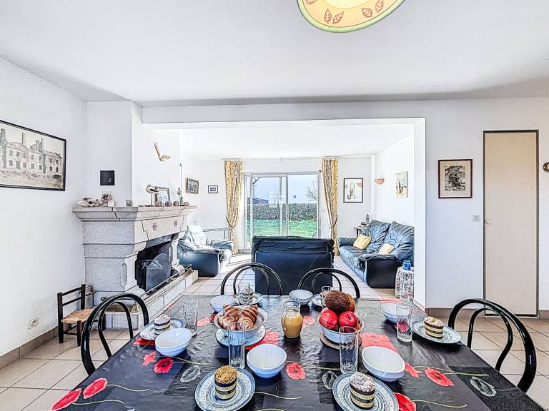 Beautiful vacation home with yard, terrace & barbecue | Close to the beach | Dogs allowed — photo 5