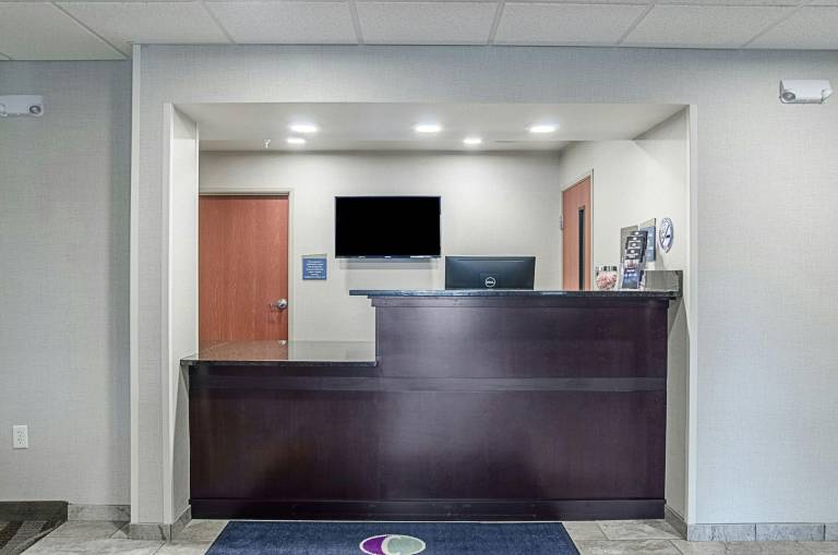 Cobblestone Inn & Suites - Guernsey — photo 5