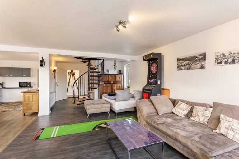 Big apartment with patio & grill | Mountain view | Next to the ski | Pets allowed — photo 3