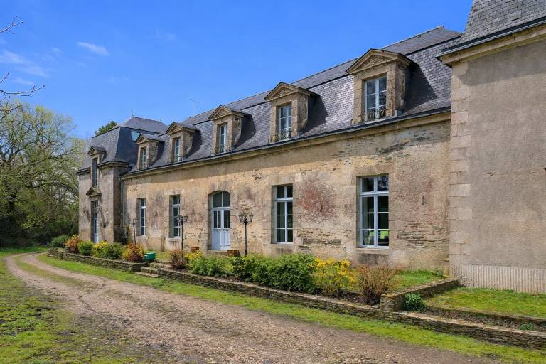 Gîte 'les écuries' for 14 people. — photo 3