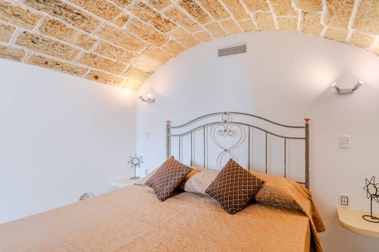 Apartment with barbeque & patio | City view in Matino