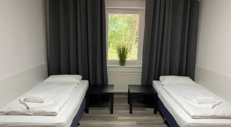 Hostel47 near Dresden comfortable beds only men free WLAN & parking spaces also for trucks