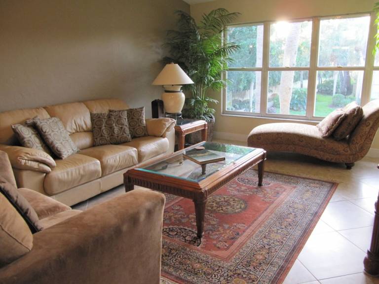 Condo Naples