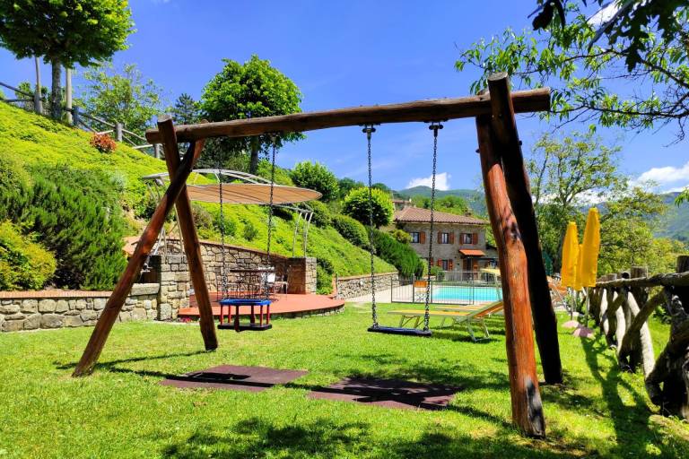 Family-friendly nice villa with barbecue, patio & yard | Pet-friendly — photo 3