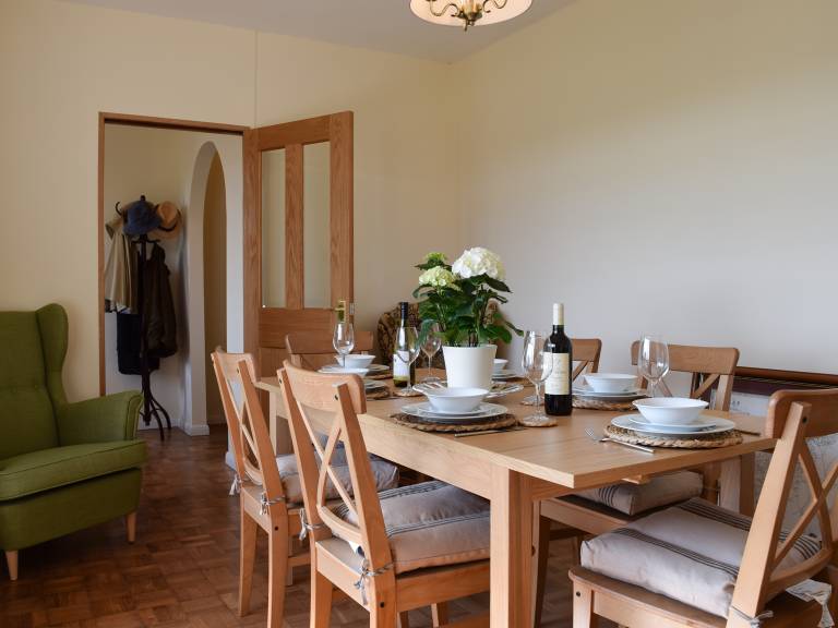Family-oriented cottage with garden | Dogs allowed — photo 5