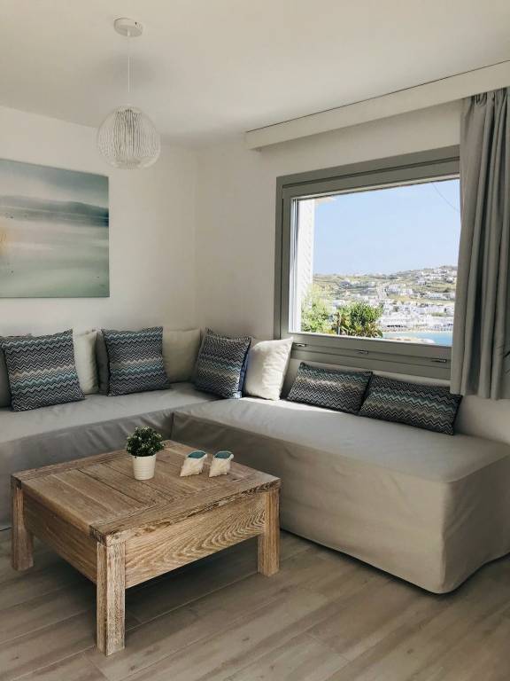 Family-oriented charming villa with terrace | Sea view | Beach nearby | Pets are welcome in Mykonos