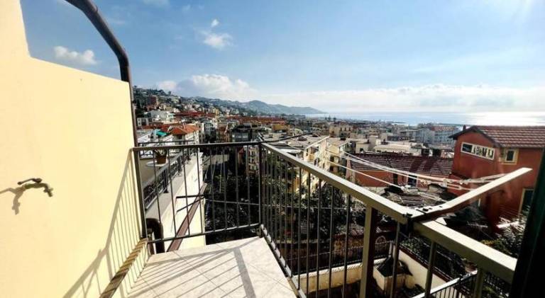 Rental apartment with 1 room for 2 persons in Sanremo