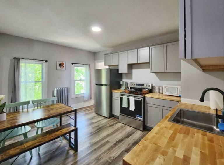 Apartment  Chicopee