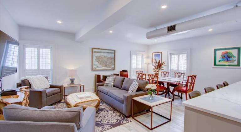 Big rental apartment | Good for workation | Dogs allowed in Charleston, SC