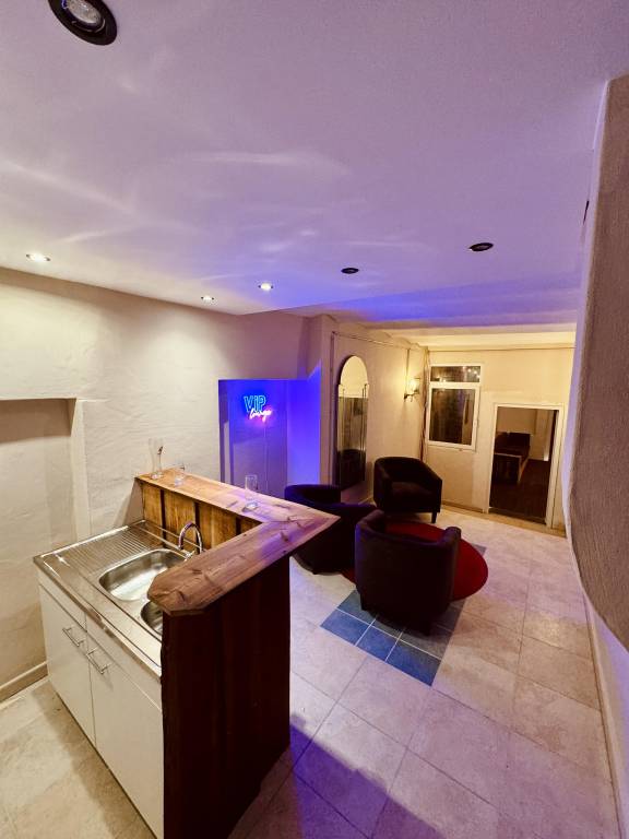 Rental apartment with barbecue, terrace & yard | Garden view — photo 5