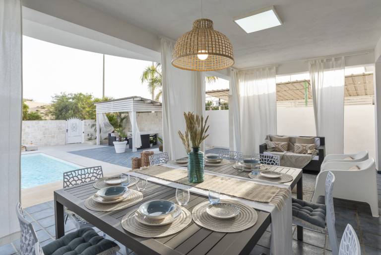 Child-friendly spacious villa with private pool, BBQ & garden | Pool view | Close to the beach | Pets are welcome — photo 2