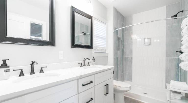 House with jacuzzi | Pets are welcome — photo 2
