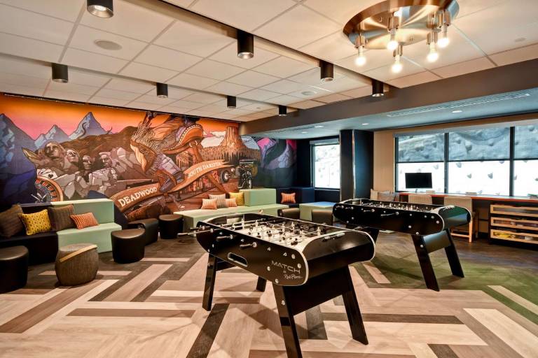 Tru by Hilton Deadwood — photo 4