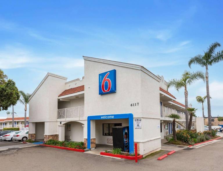 Motel 6 Carlsbad, CA - Near Legoland in Carlsbad, CA