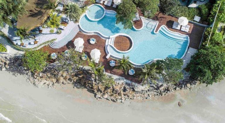 Mercure Rayong Lomtalay Villas & Resort in Klaeng