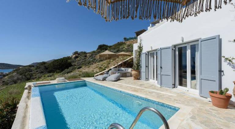 Pleasant vacation home with patio & private pool | Dogs allowed — photo 2