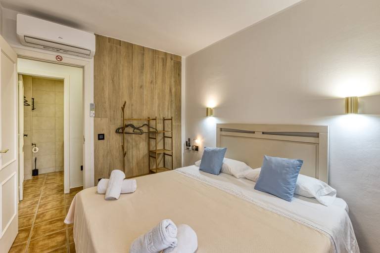 Fully equipped holiday apartment with terrace & fast internet | City view | Close to the beach | Perfect for remote work | Pets are welcome — photo 2