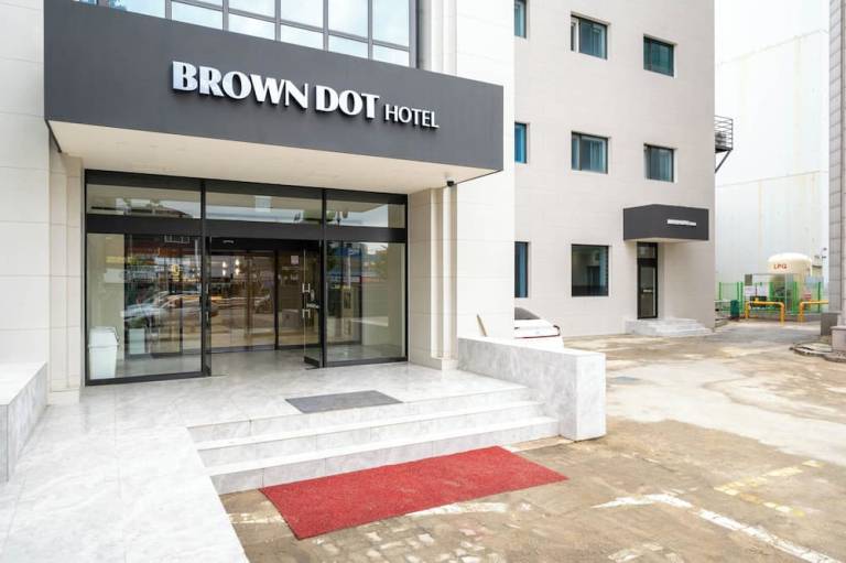 Brown Dot Hotel Hongseong Naepo