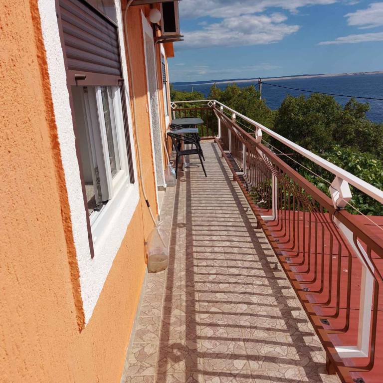 Holiday flat on the coast, only 20 m to the sea — photo 4