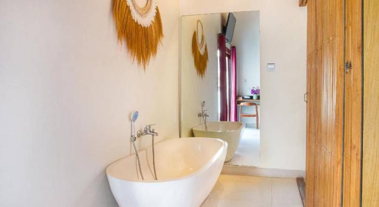 Villa with pool | Pets are welcome — photo 4