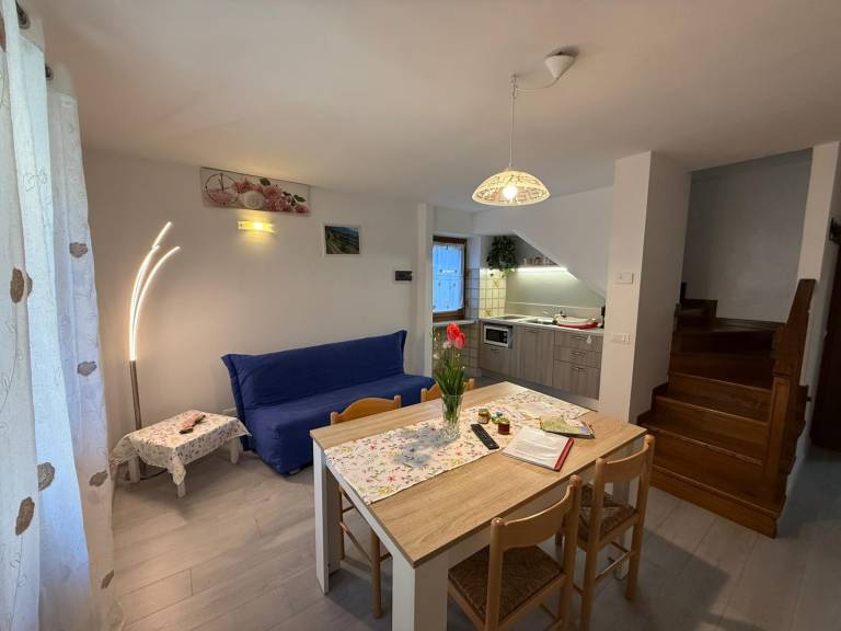 Holiday apartment with patio & garden | Dogs allowed — photo 4