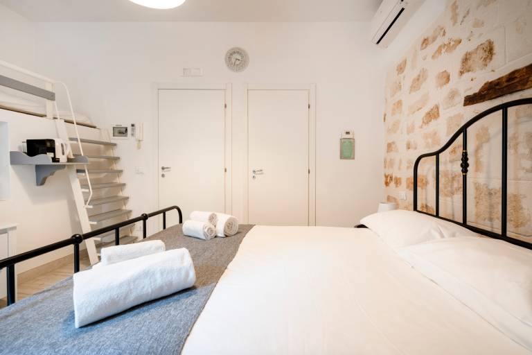 Studio 'Carolina 2' with Shared Terrace, Wi-Fi and Air Conditioning — photo 4