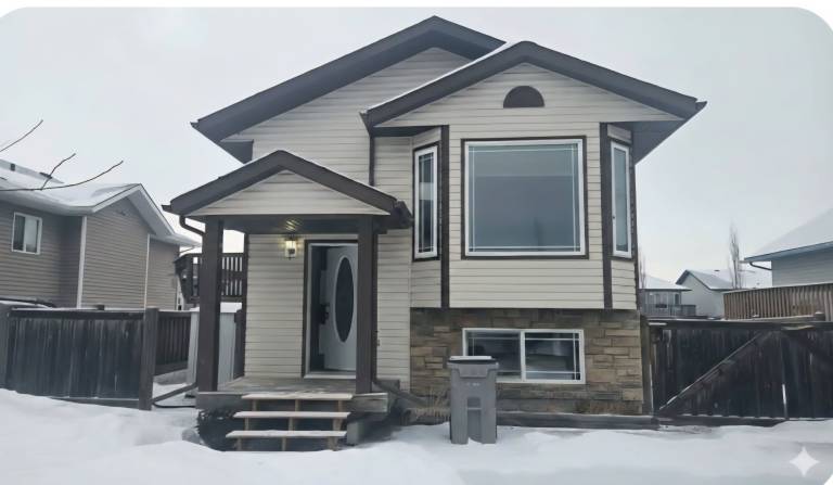House  Grande Prairie