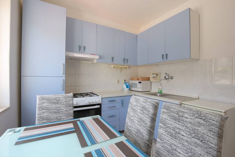 Studio flat near beach Podstrana, Split (AS-19987-b) — photo 4