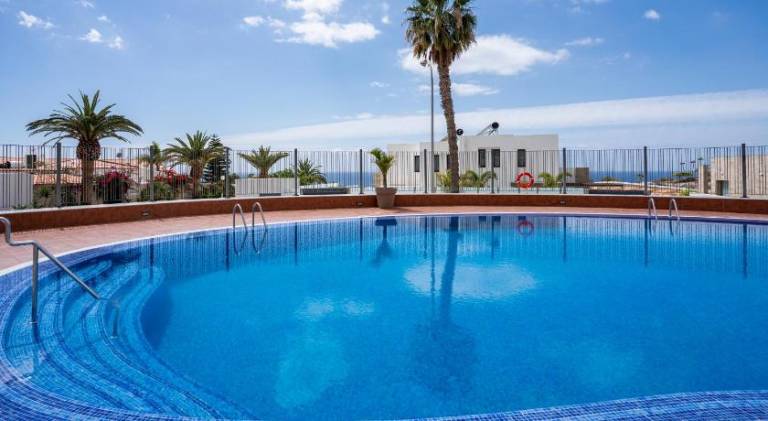 Beautiful apartment with pool | Pets are welcome — photo 3