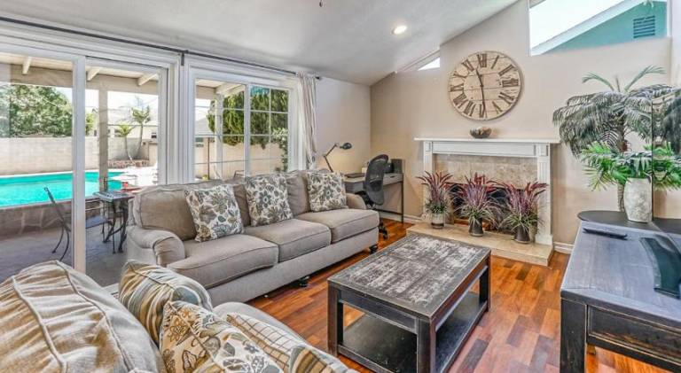 Fully equipped lovely vacation home with private pool, terrace & grill | Pet-friendly — photo 5