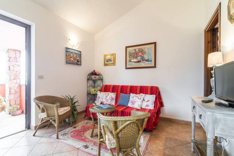 Family-oriented wonderful holiday apartment with terrace | Pets allowed — photo 2
