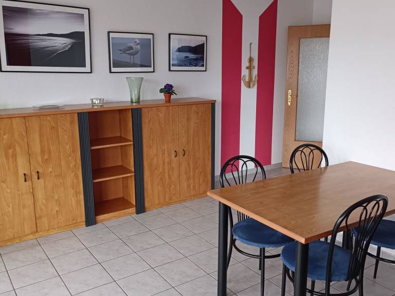 Apartment with 2 rooms for 6 persons — photo 3