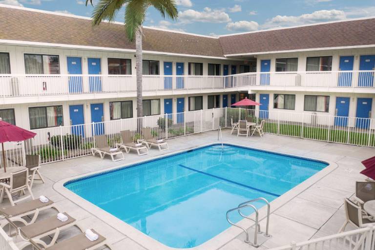 Motel 6 Pismo Beach, CA in Arroyo Grande, CA