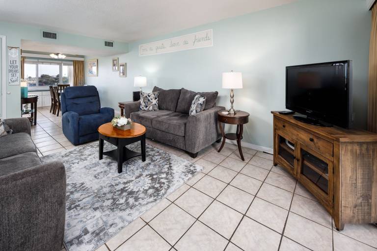 104D - 2BR/2 Bath at Seaspray Condos on Okaloosa Island, Fort Walton Beach, Fl — photo 3