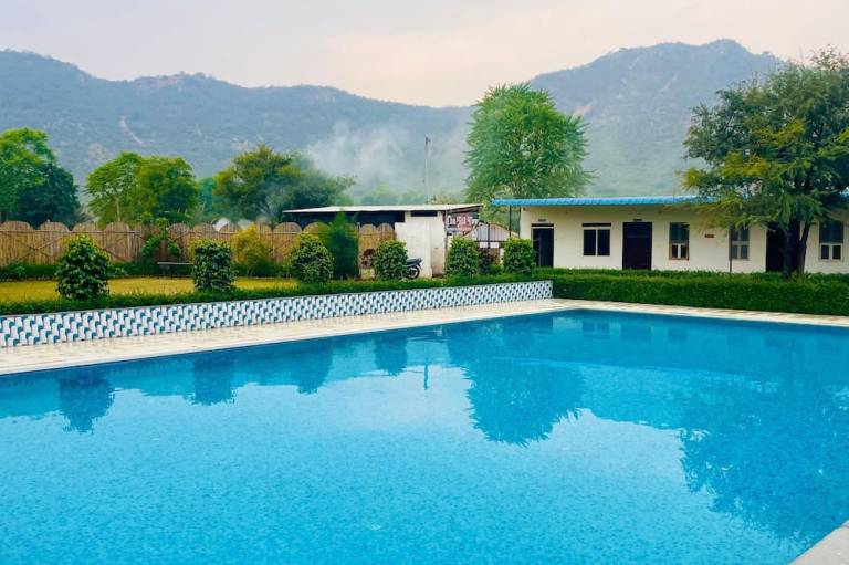 THE HILL VIEW SWIMMING POOL & RESORT
