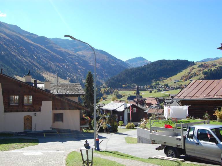 Ferienwohnung mit Hund in Tavetsch, Andermatt-Sedrun-Disentis für max. 6 Personen Ferienwohnung mit Hund in Tavetsch, Andermatt-Sedrun-Disentis für max. 6 Personen
