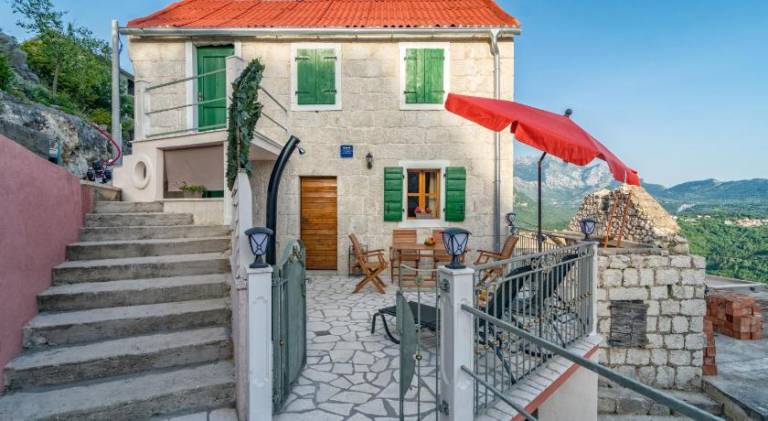 Rental apartment with 1 room for 4 persons in Brela