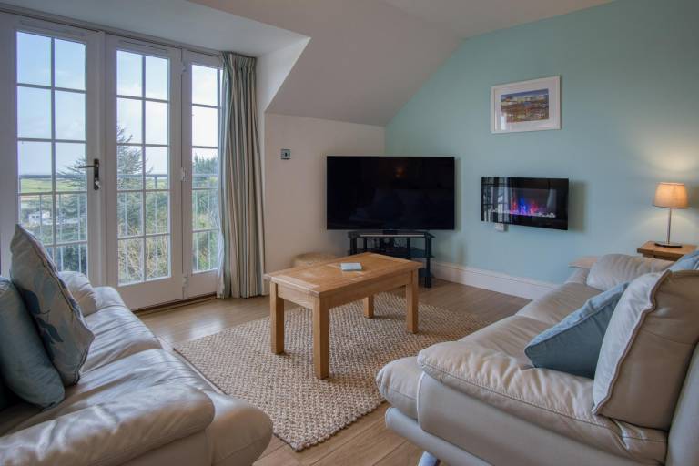Rental apartment with fast internet | Water view — photo 2