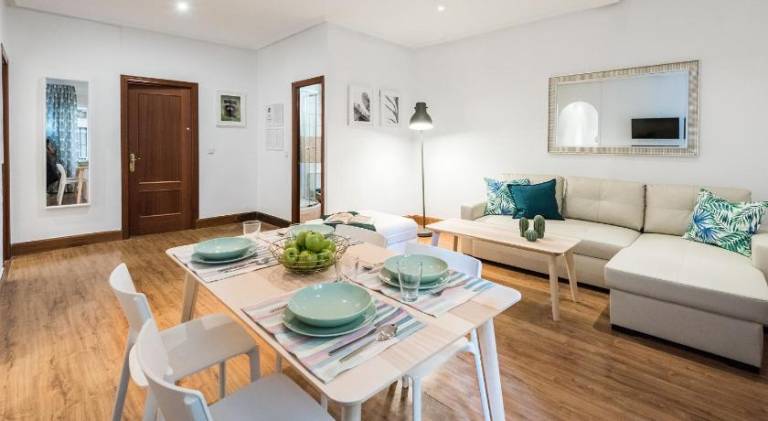 Holiday apartment | Next to Royal Palace of Madrid | Suitable for remote work | Pets allowed — photo 2