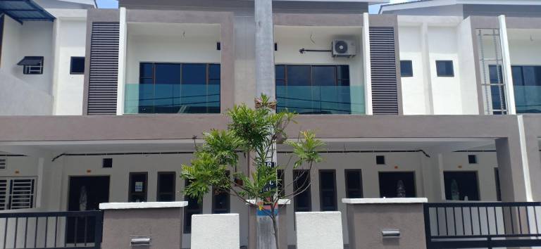 House  Kampung Tersusun Pundut