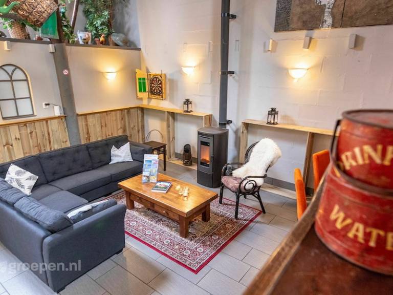 House with BBQ, terrace & yard — photo 2