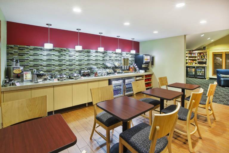 TownePlace Suites by Marriott Detroit Livonia — photo 3
