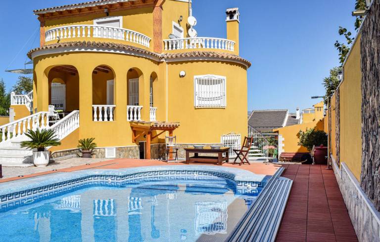 Casa  Montepinar