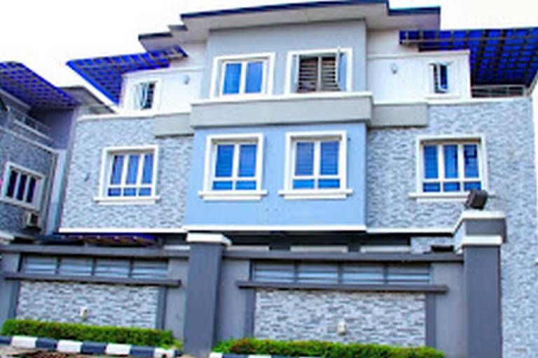Crownedge Hotels
