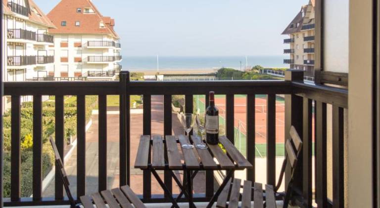 Nice apartment with pool | Close to the beach | Pet-friendly — photo 4