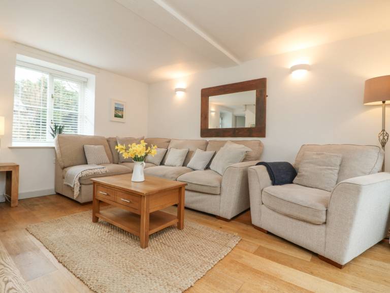 Child-friendly charming cottage with garden, sauna & pool | Pets are welcome — photo 2