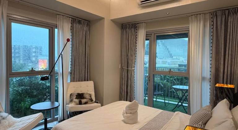 Apartment with pool in Pasay