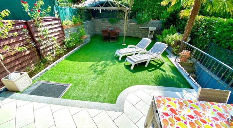 Rental apartment with patio in Cannobio