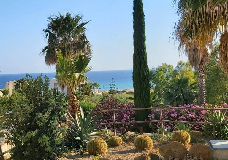 Child-friendly nice villa with terrace, garden & barbecue | Nature view | Pets allowed — photo 5