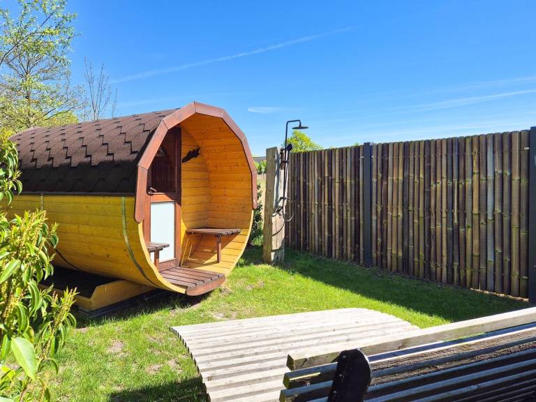 Haus Luke, Neues Ferienhaus für Familien mit Garten und Sauna — photo 4